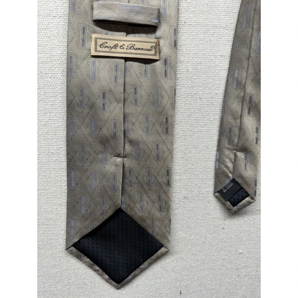Croft & Barrow Mens Silk Necktie Grey Blue Geometric‎ Diamond Pattern Hand Made